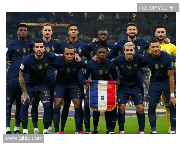 意大利足球史上的黑人球星成长与荣耀及其在绿茵场的影响力 意大利足球史上的黑人球星成长与荣耀及其在绿茵场的影响力