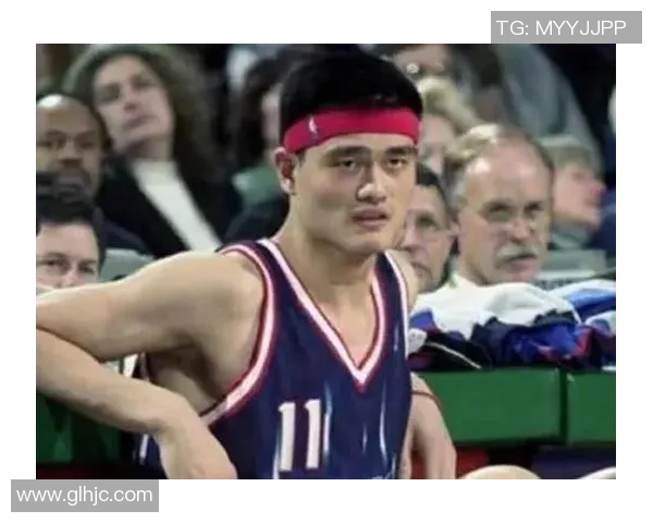 足球头带球星背后的意义及其对比赛表现的影响分析