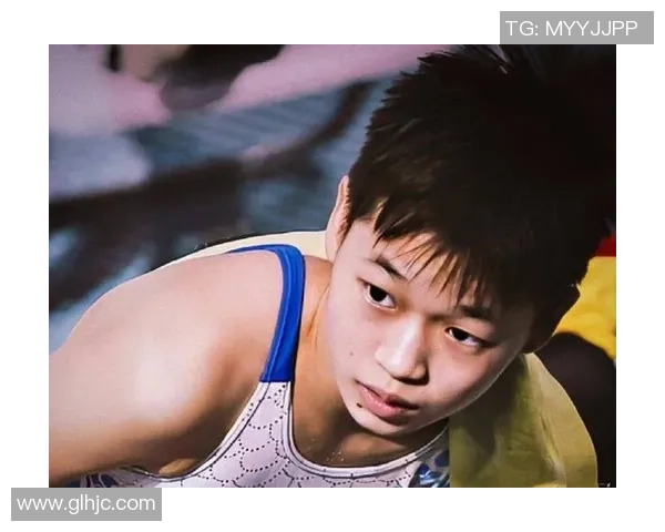 足球跳水球星精彩瞬间视频合集,感受极速飞跃与惊艳技艺的完美融合 足球跳水球星精彩瞬间视频合集,感受极速飞跃与惊艳技艺的完美融合